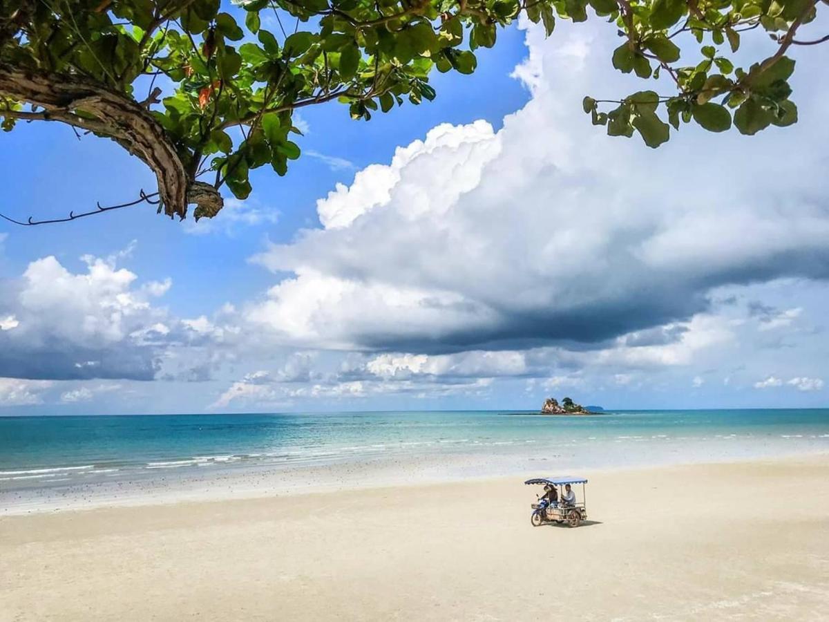 Beachfront Executive Studio Mae Phim Rayong Exteriér fotografie